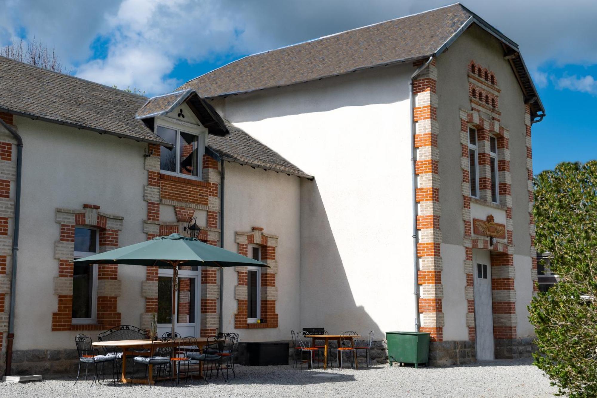 Chateau De Chazelpaud Saint-Bard Экстерьер фото